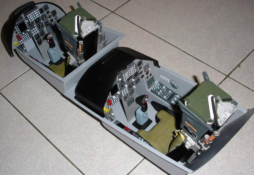 mb-339cockpit.jpg