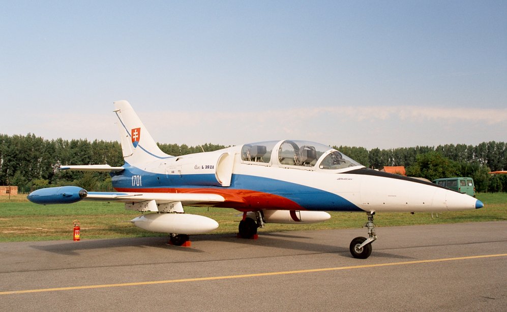 Aero_L-39_ZA_of_Slovak_Air_Force_(reg__1701),_static_display,_Radom_AirShow_2005,_Poland.jpg