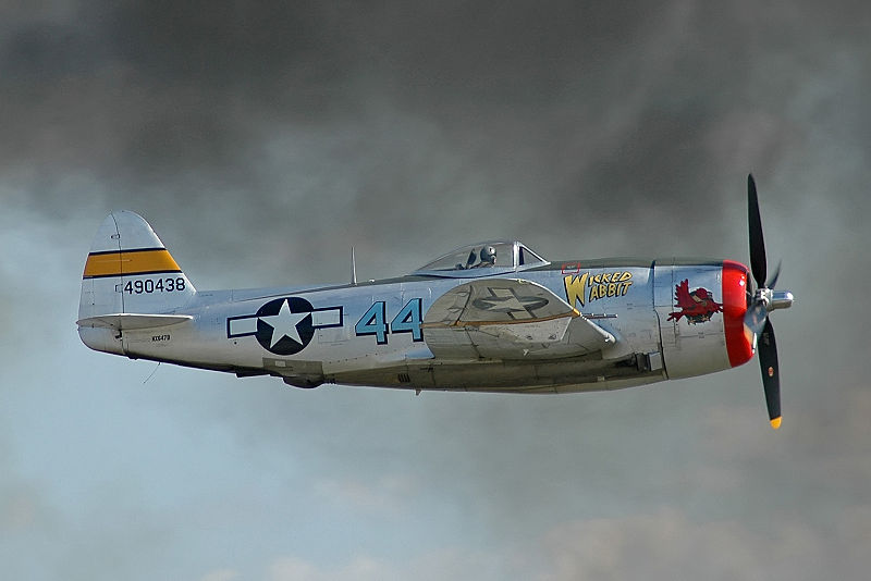 800px-P-47D_Wicked_Rabbit_flying.jpg