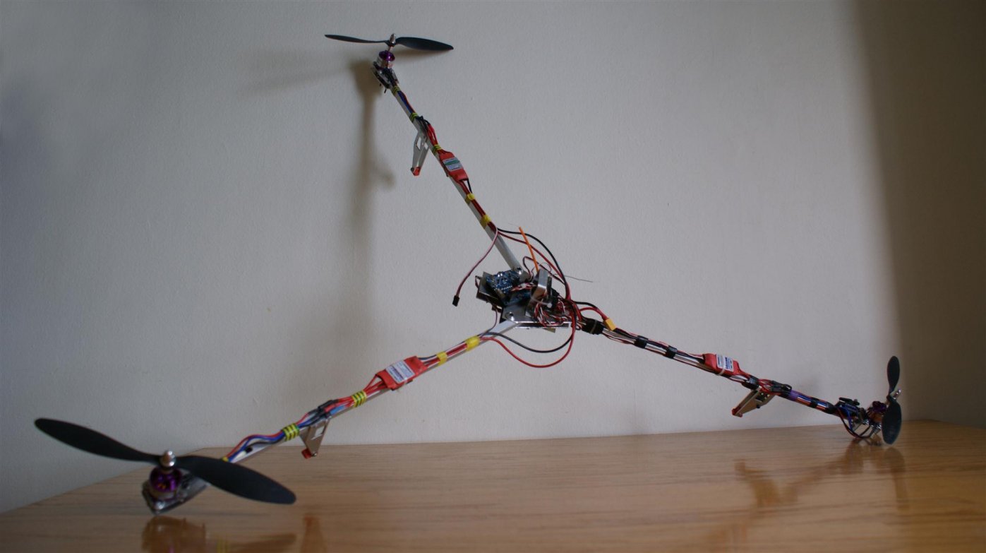 Tricopter (2).jpg