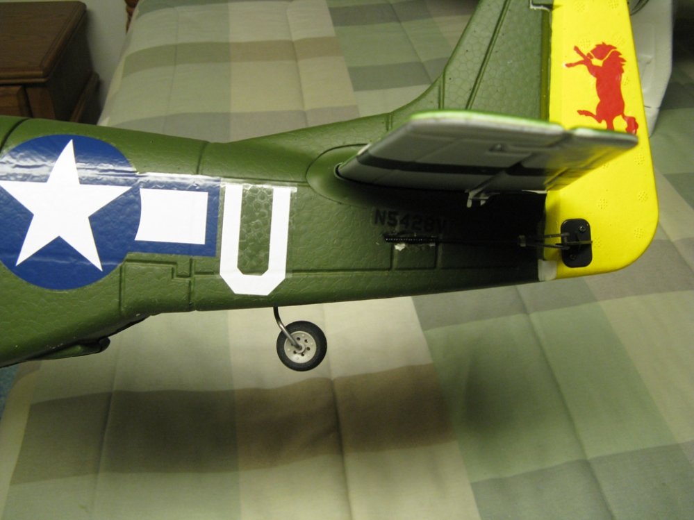 PZ P-51 tail wheel 002.jpg