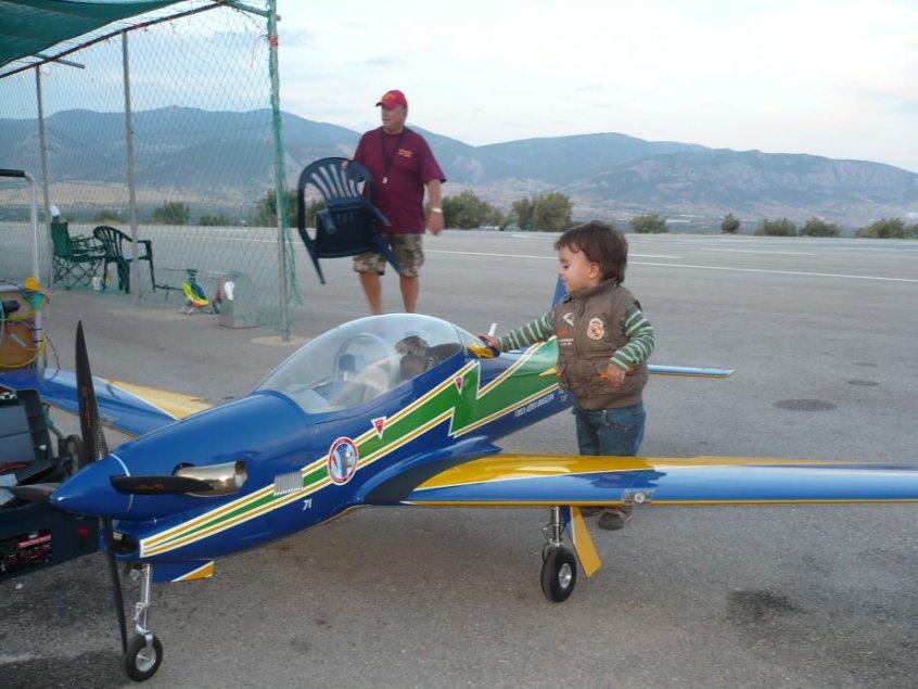 sofos junior testing my plane.jpg